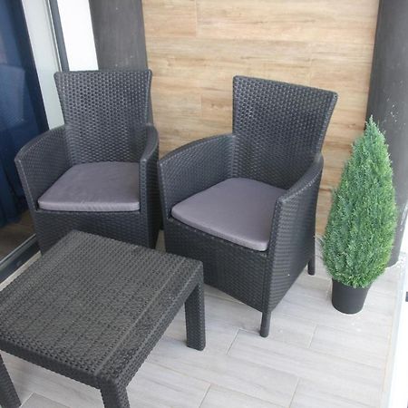 Nad Lisim Jarem Apartment Jastrzębia Góra Exterior foto
